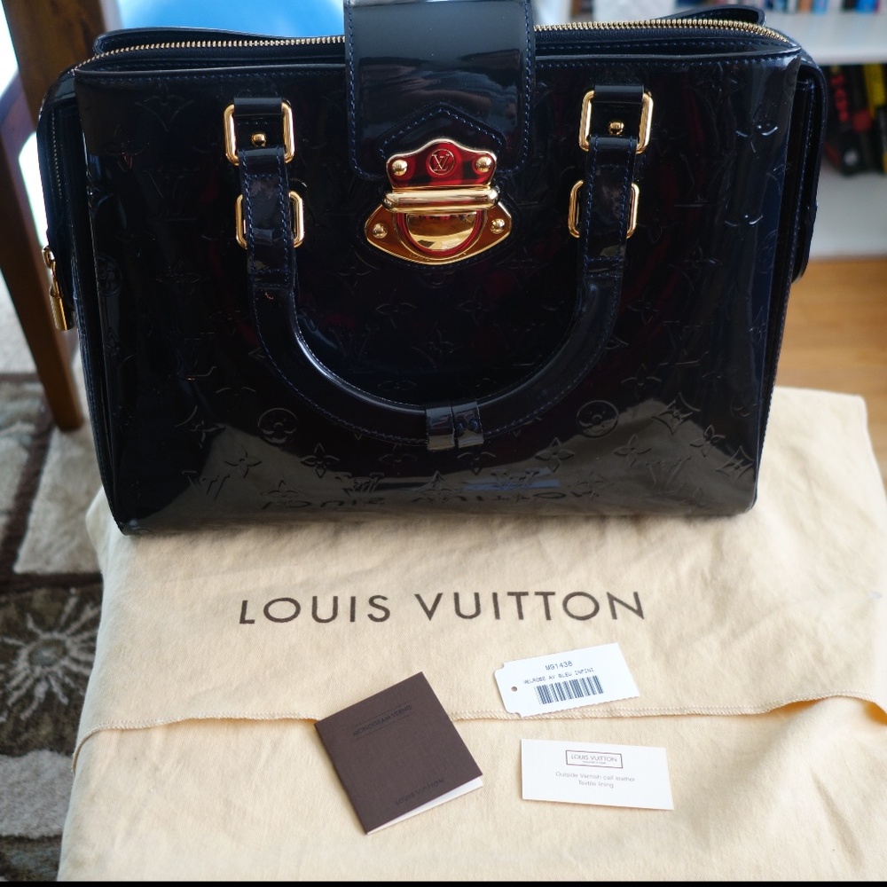 Louis Vuitton Melrose Avenue Monogram Vernis Bleu Infini Satchel